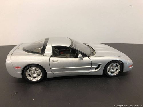 Lot #148 (1 of 5)