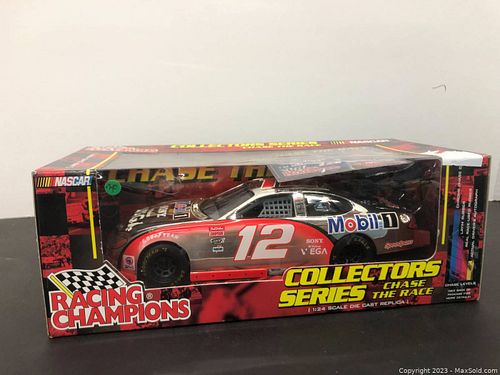 Lot #18 (1 of 4)