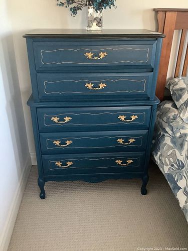 Lot #185 (1 of 8)