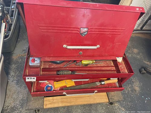 Lot #424 (1 of 8)