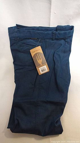 Lot #21 (1 of 8)
