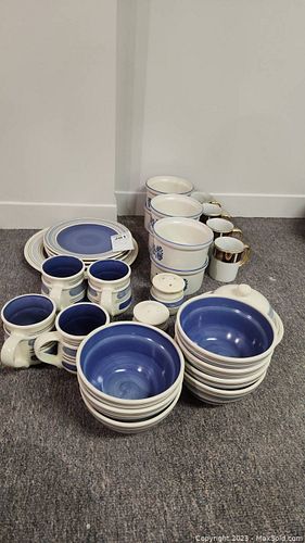 Lot #201 (1 of 18)