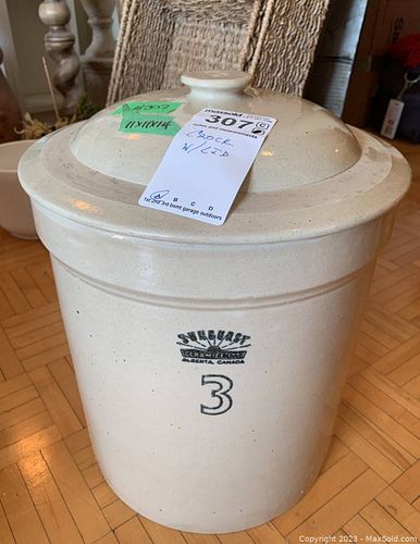 Lot #307 (1 of 9)