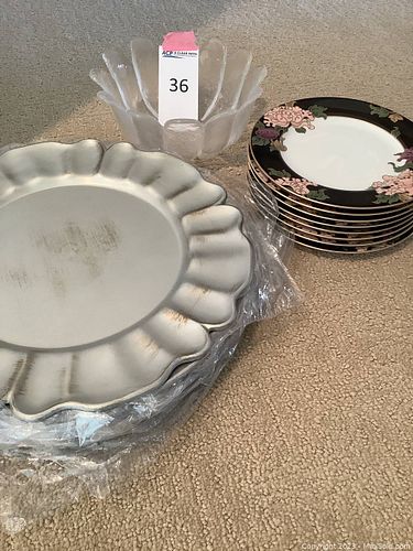 Lot #36 (1 of 6)