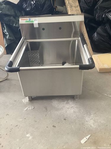 Lot #477 (1 of 10)