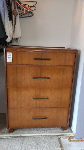 Lot #434 (1 of 8)