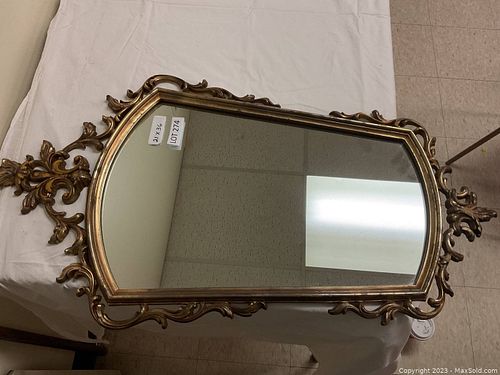 Lot #274 (1 of 3)