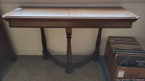 Lot #249 (1 of 11)