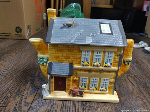 Lot #192 (1 of 12)