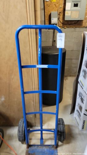 Lot #592 (1 of 6)