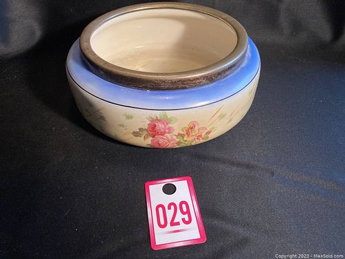 Lot #29 (1 of 6)