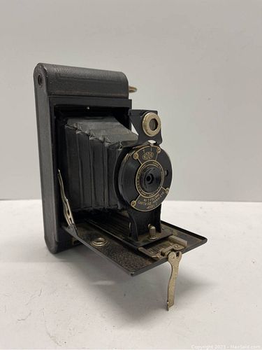 Lot #218 (1 of 9)