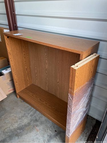 Lot #427 (1 of 8)