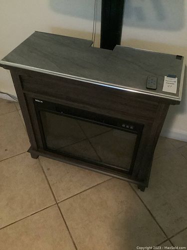 Lot #27 (1 of 1)