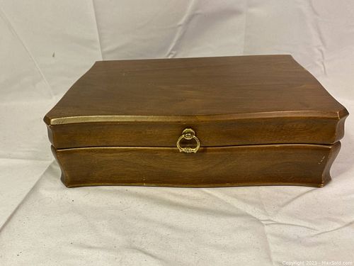 Lot #144 (1 of 11)
