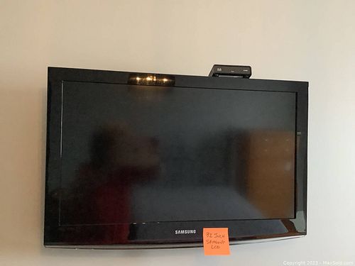 Lot #400 (1 of 6)