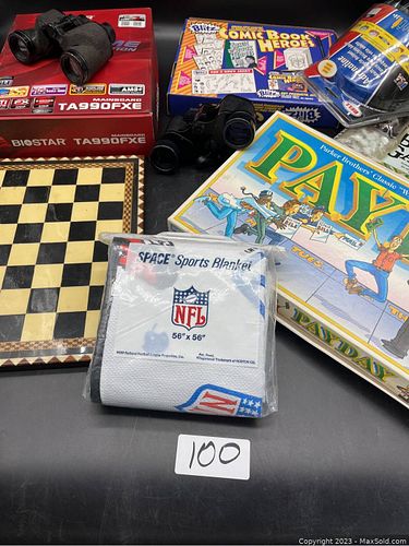 Lot #100 (1 of 8)