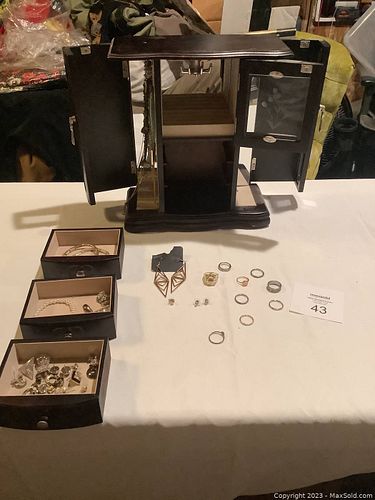 Lot #43 (1 of 11)