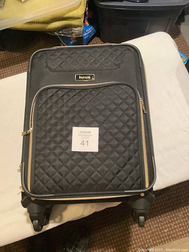 Lot #41 (1 of 6)