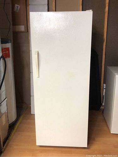 Lot #73 (1 of 9)