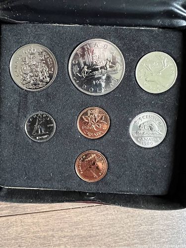 Lot #19 (1 of 4)