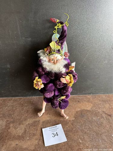 Lot #34 (1 of 9)