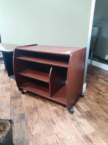 Lot #4 (1 of 7)