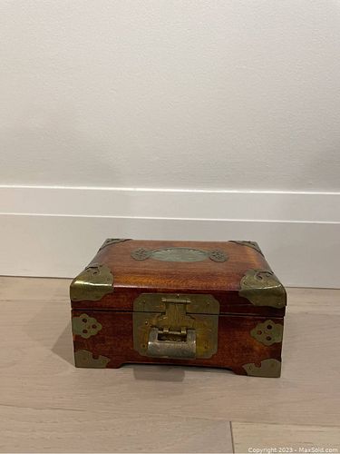 Lot #13 (1 of 5)