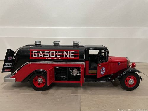Lot #42 (1 of 4)