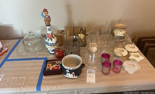 Lot #237 (1 of 8)