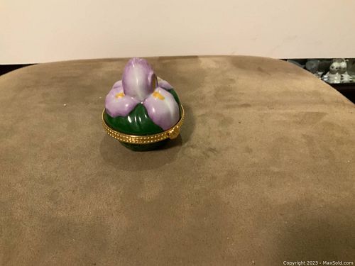 Lot #237 (1 of 4)