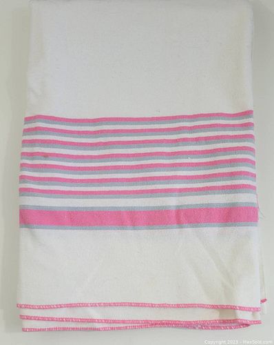 Lot #115 (1 of 4)