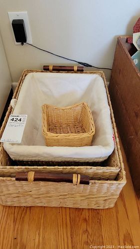 Lot #424 (1 of 7)