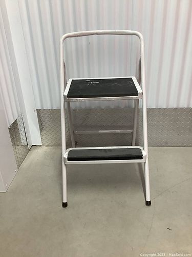 Lot #40 (1 of 6)