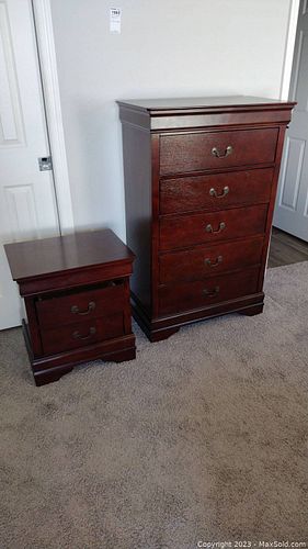 Lot #199 (1 of 8)