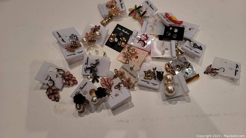 Lot #72 (1 of 5)