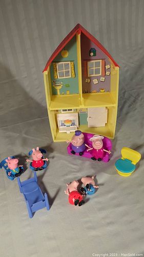 Lot #23 (1 of 4)