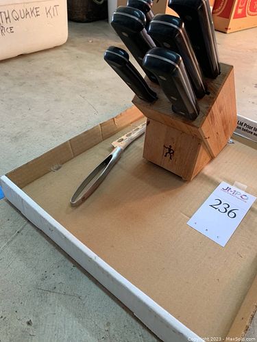 Lot #236 (1 of 3)