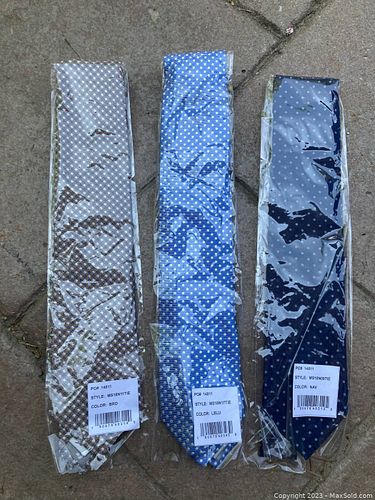 Lot #105 (1 of 4)