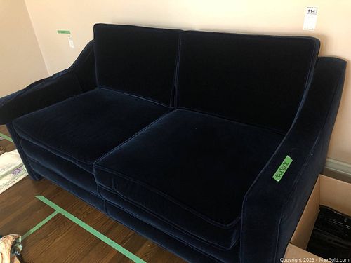 Lot #114 (1 of 5)