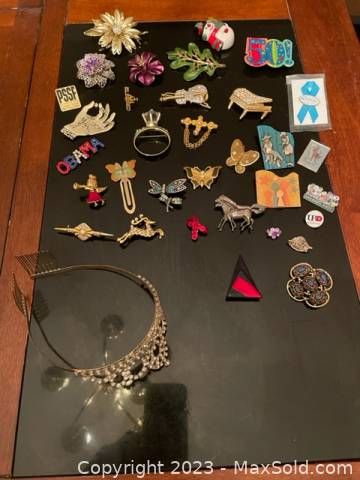 Lot #24 (1 of 4)