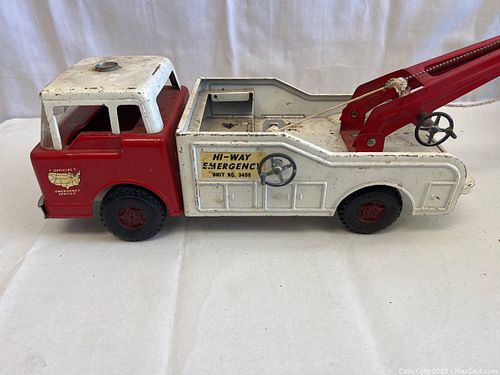 Lot #146 (1 of 13)