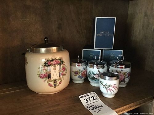 Lot #372 (1 of 12)