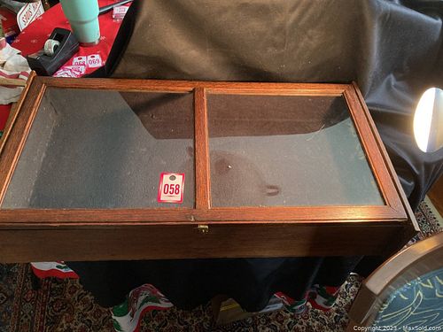 Lot #58 (1 of 6)