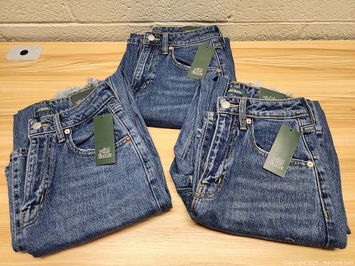 Lot #67 (1 of 5)