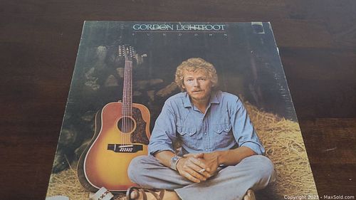 Lot #10 (1 of 4)