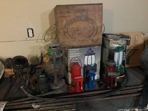 Lot #672 (1 of 6)