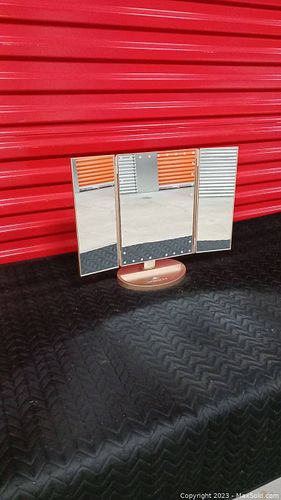 Lot #49 (1 of 11)