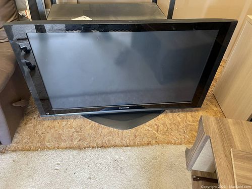 Lot #60 (1 of 4)