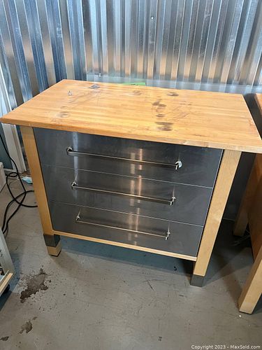 Lot #29 (1 of 3)